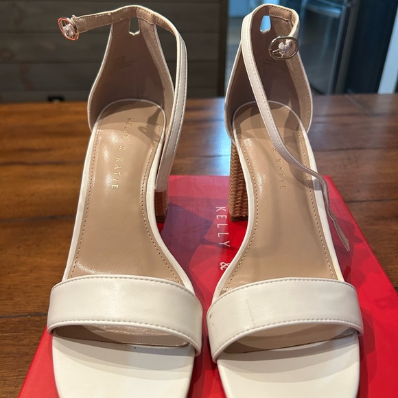 Kelly & Katie Cream Block Heel Sandals - Picture 2 of 7